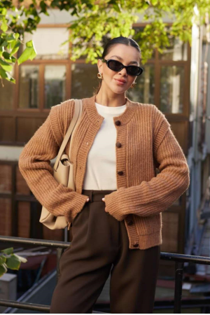 cardigan avec bouton effet bois